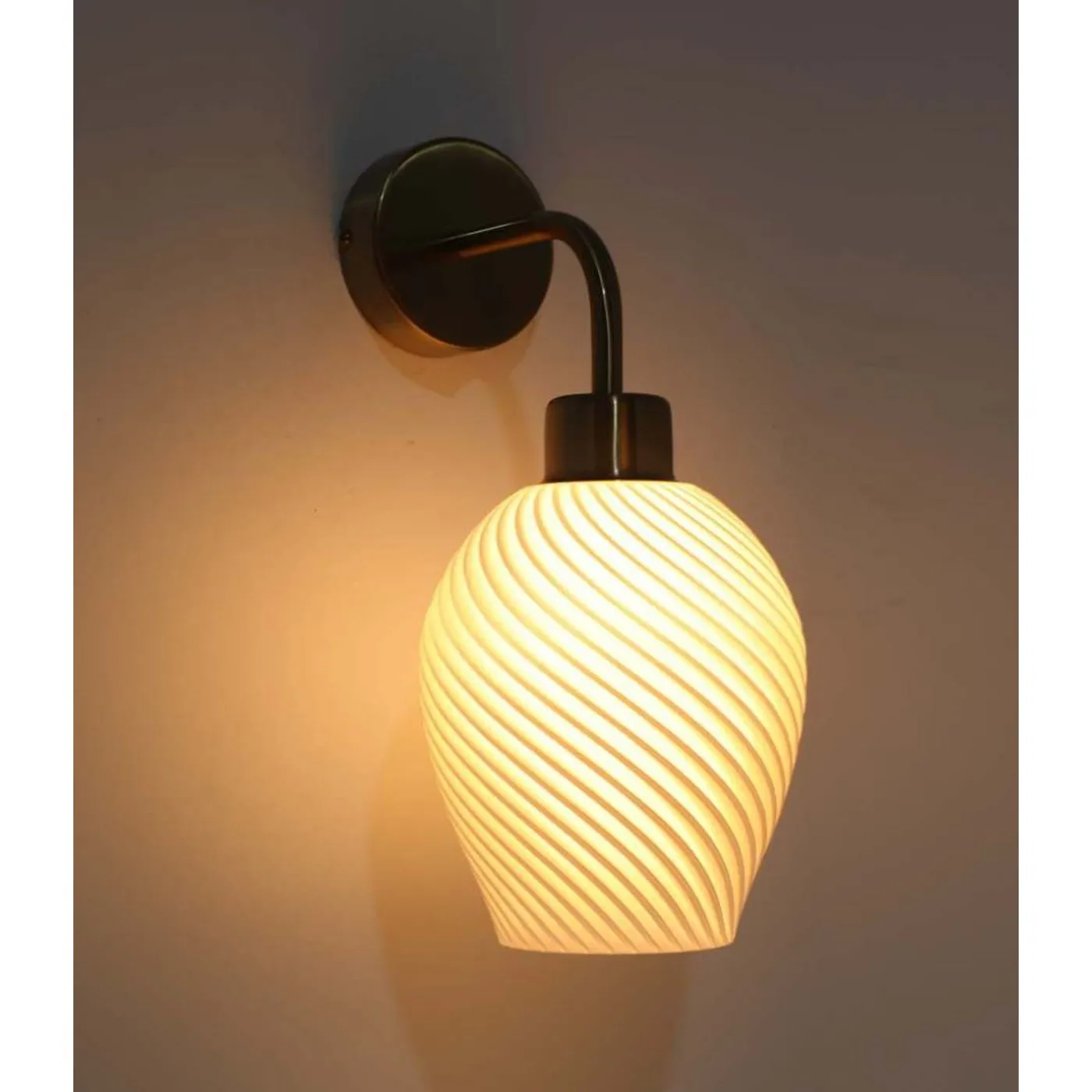 1650-WAB Modern Wall Light
