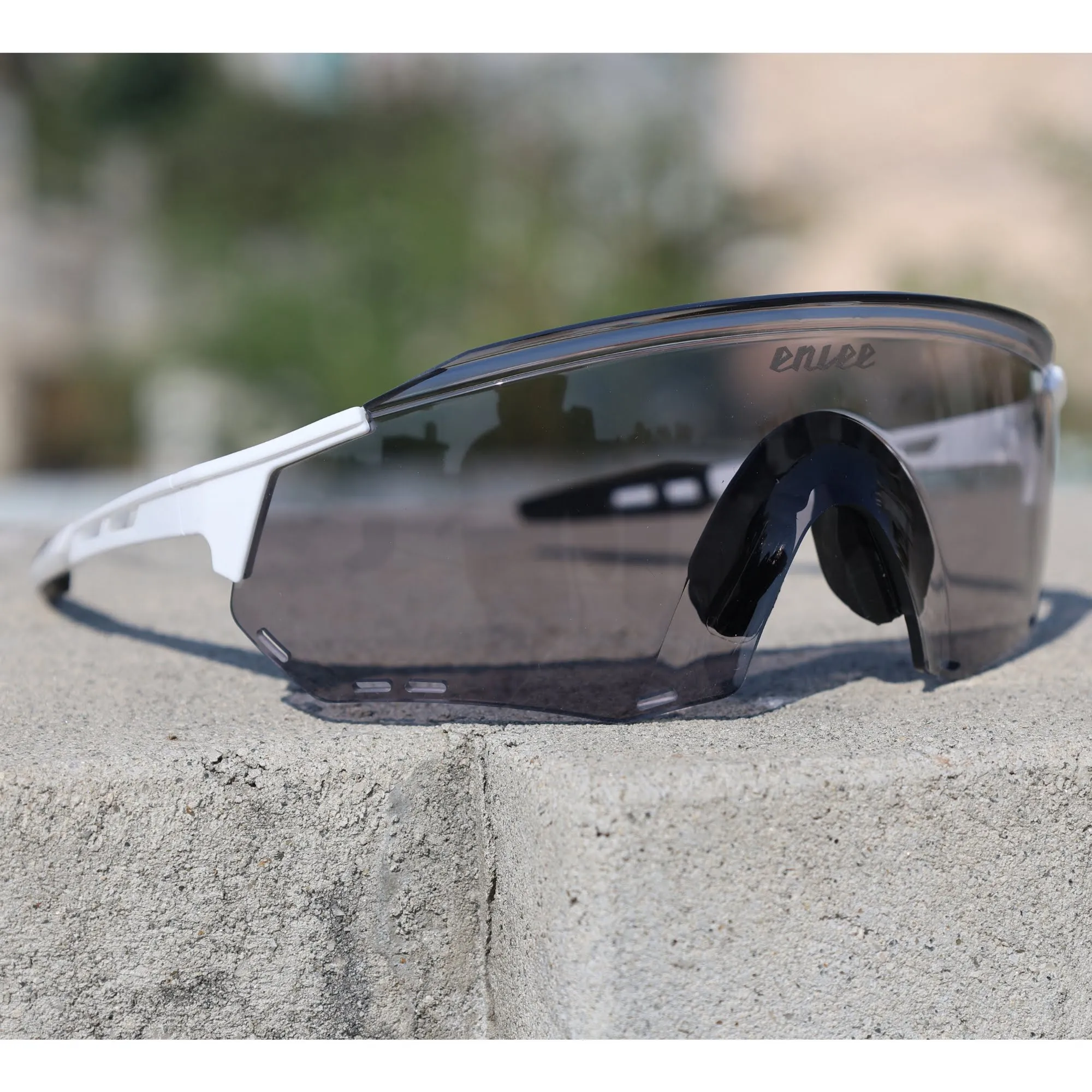 Photochromic Cycling Sunglasses for Men & Women  ENLEE SP231